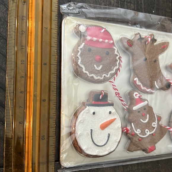 NWT - elegant and adorable Santa and sleigh collection! - Picture 8 of 8